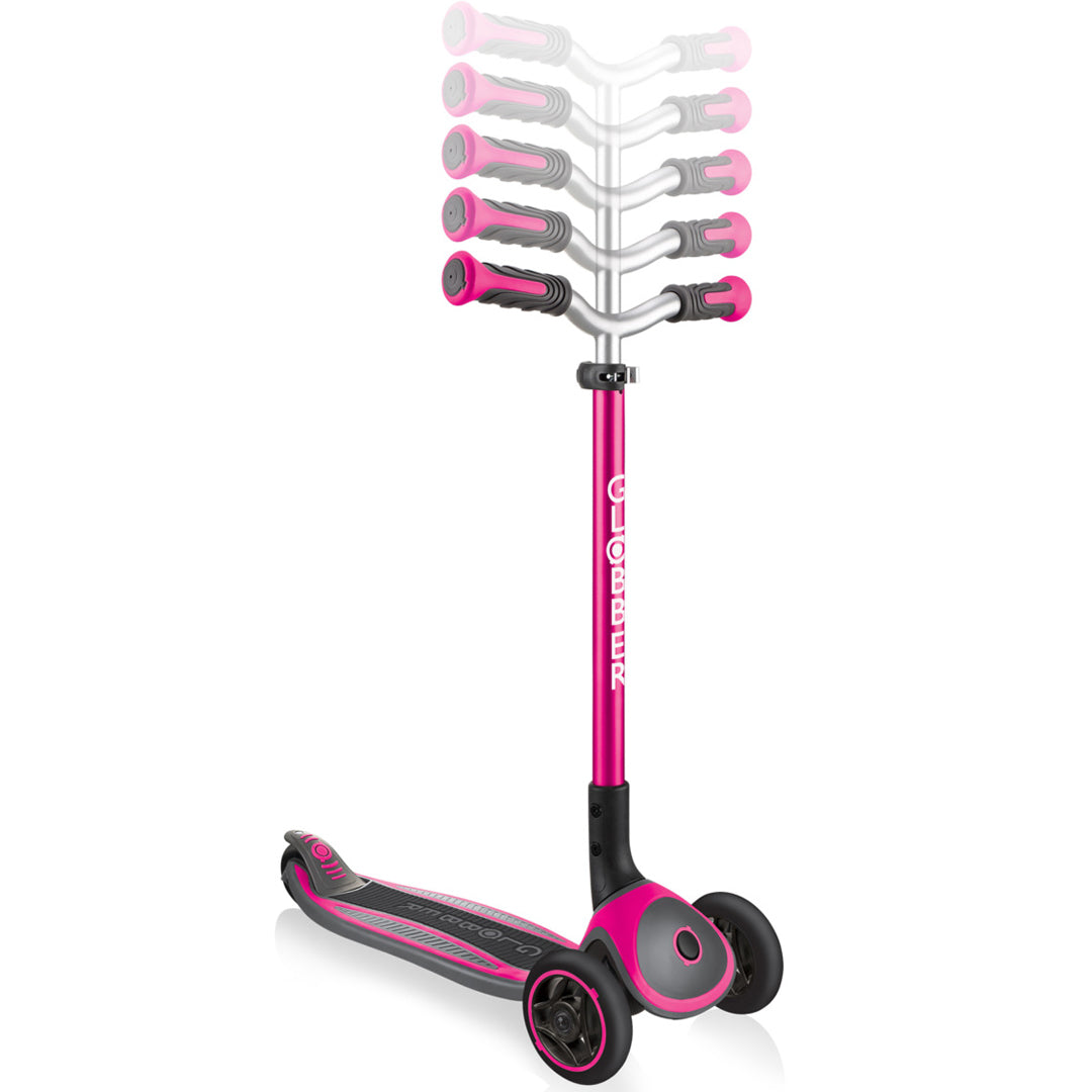 קורקינט 3 גלגלים גלובר מאסטר  Globber Master מנגנון היגוי בהטייה, גובה מתכוונן, צבע שחור ורוד
