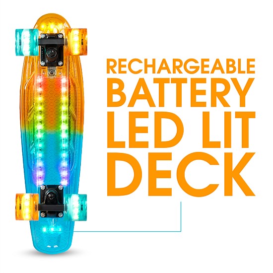 סקייטבורד רטרו מואר LED לילדים ונוער 22 אינץ' Madd Gear Orange/Teal | נטען USB