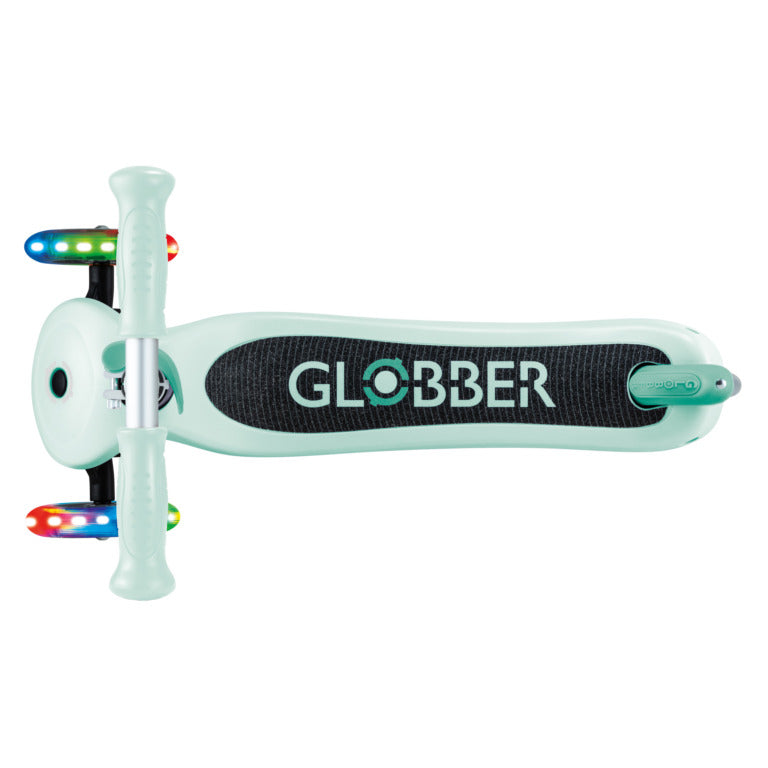 קורקינט 3 גלגלים לילדים Globber Primo Lights Ecologic | מגיל 3+| צבע ירוק מנטה